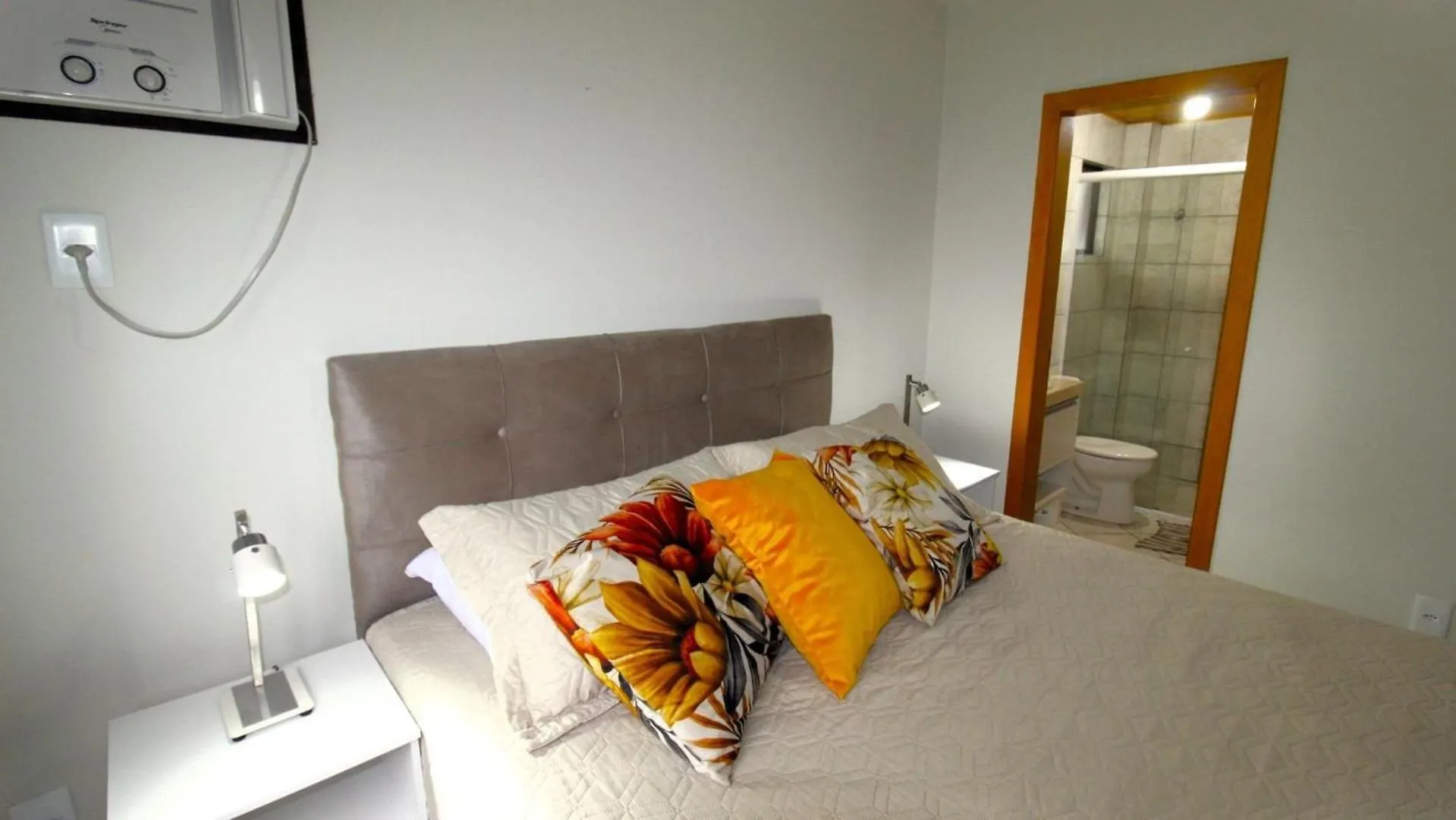 Apartment 1075 - Praia De Bombinhas Locacao De Temporada Brazil
